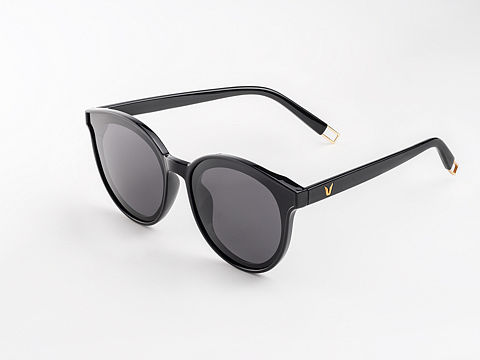 墨鏡創(chuàng)作（個人主頁-ZMzM4MDY5NjA=） - 產品攝影 - 站酷設計師李屹倬原創(chuàng)素材 - 站酷ZCOOL