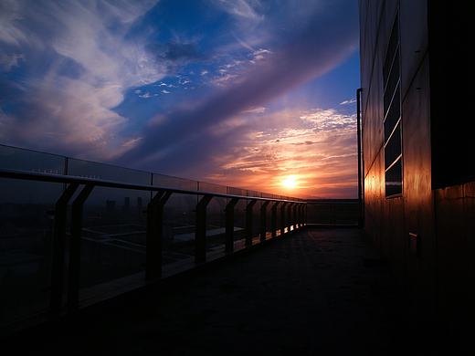 夕阳无限好只是近黄昏