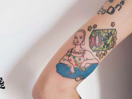 昆明纹身 女生插画肖像 废墟刺青