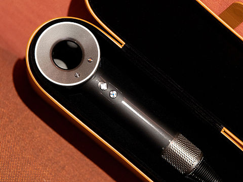 「礼物 THE PRESENTS」