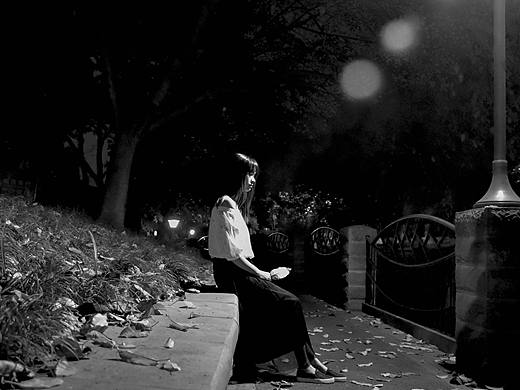 浣花溪夜拍黑白系