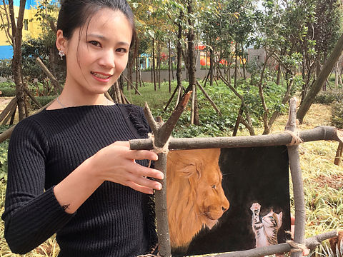 鑫渔皮艺原创纯手工皮雕挂画狮子与小猫