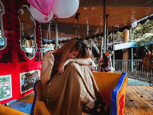 诡秘的废弃游乐园