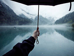 飘到四川玩几天