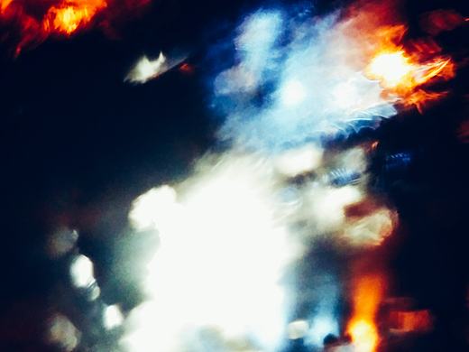 黑白的世界，彩色的坟场（个人主页-ZMzA4NDc0Njg=） - 人文/纪实摄影 - 站酷设计师提莫老头原创素材 - 站酷ZCOOL