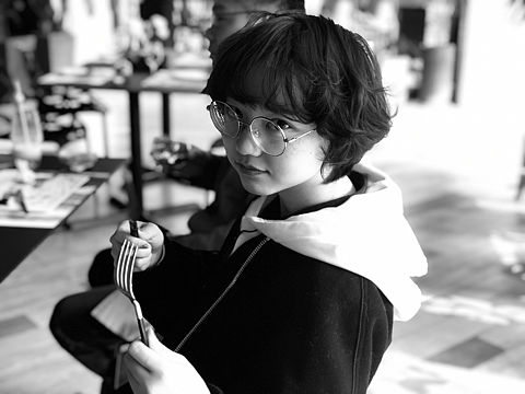 友人（个人主页-ZMzM4NDgzODQ=） - 人文/纪实摄影 - 站酷设计师白鱼白玉白羽原创素材 - 站酷ZCOOL