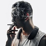姑娘你别跑的头像