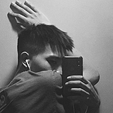 江湖泛舟的王少侠的头像