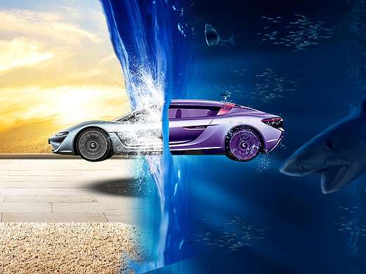 从海洋冲出的汽车