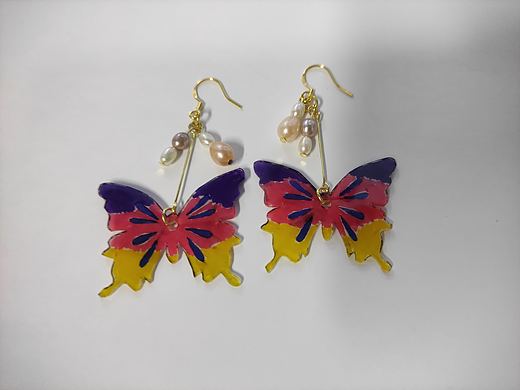 热缩片蝴蝶耳环