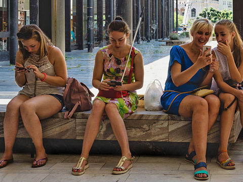 赶紧发发朋友圈