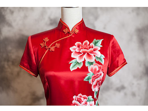 藤蔓牡丹苏绣旗袍（个人主页-ZMTkxMzI5OTY=） - 正装/礼服 - 站酷设计师衣匠家原创素材 - 站酷ZCOOL