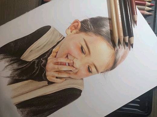 五幅霹雳马彩铅作品