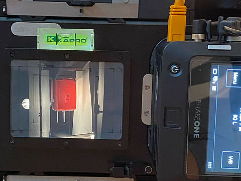 旅行箱褪底图拍摄-产品拍摄。附带拍摄现场。