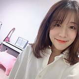 Milky牛奶在画画的头像