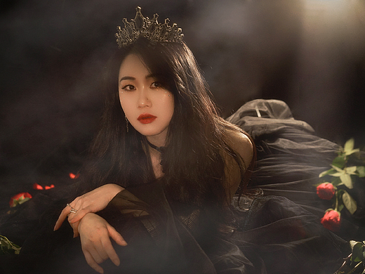 公主与玫瑰（个人主页-ZNjMyMDAxOTI=） - 人像摄影 - 站酷设计师ELLEND摄影原创素材 - 站酷ZCOOL
