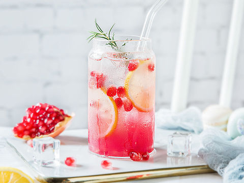 石榴柠檬汽水
