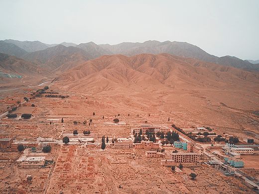 阿克塞石油小镇