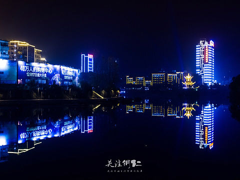 關(guān)注銅仁（個(gè)人主頁-ZMTk0MTM3NDg=） - 人文/紀(jì)實(shí)攝影 - 站酷設(shè)計(jì)師leerenj原創(chuàng)素材 - 站酷ZCOOL