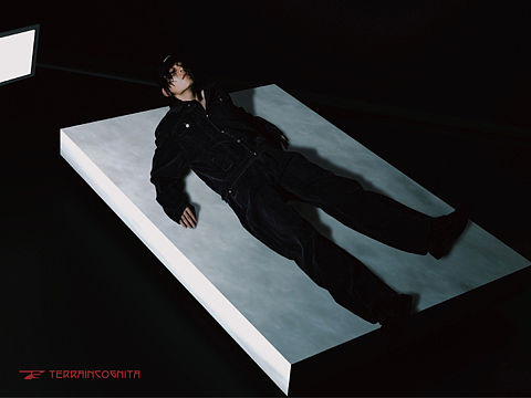 TERRAINCOGNITA 2021秋冬CAMPAIGN & LOOKBOOK（個(gè)人主頁(yè)-ZNTQ3MDI1NzI=） - 時(shí)尚/藝術(shù)攝影 - 站酷設(shè)計(jì)師TD3STUDIO原創(chuàng)素材 - 站酷ZCOOL