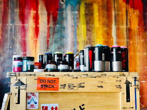 涂鸦（个人主页-ZNDI1MzAzMzY=） - 新锐潮流插画 - 站酷设计师孟彦卫原创素材 - 站酷ZCOOL