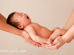 捧在手里的幸福（个人主页-ZMTg1MjkwNA==） - 人像摄影 - 站酷设计师ziaikenan原创素材 - 站酷ZCOOL