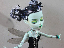 Monster High Doll 弗蘭基-蜻蜓（個人主頁-ZMjUwMjM5Ng==） - 手辦/模玩 - 站酷設(shè)計師漫漫魚慢慢游原創(chuàng)素材 - 站酷ZCOOL