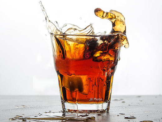 飛濺可樂（個(gè)人主頁-ZMTgxMDA5OTI=） - 產(chǎn)品攝影 - 站酷設(shè)計(jì)師奔跑的仙人掌原創(chuàng)素材 - 站酷ZCOOL