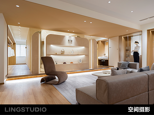 空间摄影｜上海·周少青服装店