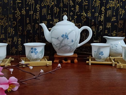 中國湖南醴陵釉下五彩瓷工藝美術師江鑫民（個人主頁-ZMzIzNDg1MjQ=） - 工藝品設計 - 站酷設計師江鑫民原創(chuàng)素材 - 站酷ZCOOL