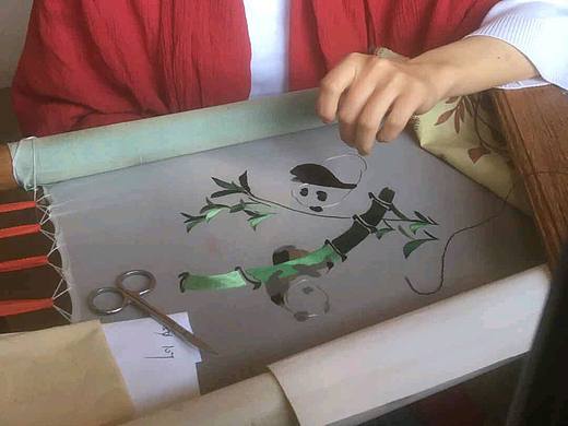 做一个真正的国人，非遗文化《蜀绣》开班了
