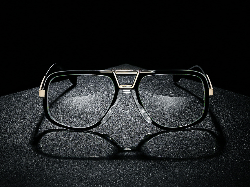 欧美范太阳镜透明镜片拍摄