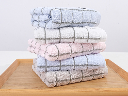 精梳棉面巾与毛圈长绒棉童巾吧。（个人主页-ZNTk5MTU2ODA=） - 产品摄影 - 站酷设计师纯情小鸽鸽原创素材 - 站酷ZCOOL