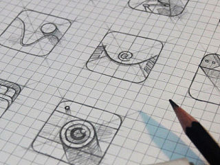 几枚手机icon和手绘稿,附带psd文件