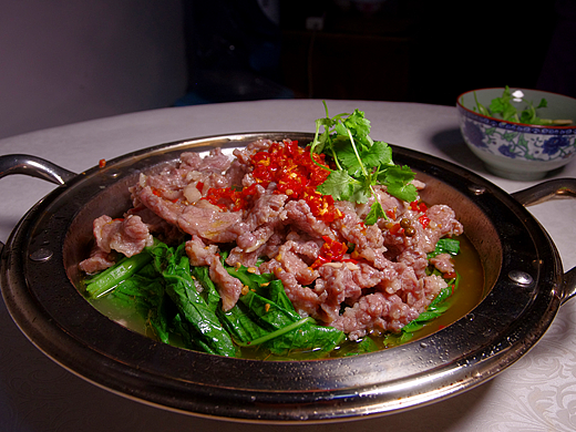 贵州味~酸辣水煮牛肉