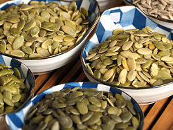 向宇果仁產(chǎn)品攝影（個(gè)人主頁(yè)-ZMzE0MzA3Mg==） - 產(chǎn)品攝影 - 站酷設(shè)計(jì)師恐狼制造原創(chuàng)素材 - 站酷ZCOOL