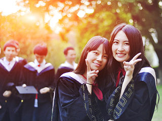 毕业季——拍的同学 求各位大神指点一二