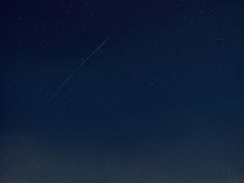 流星划过的天空