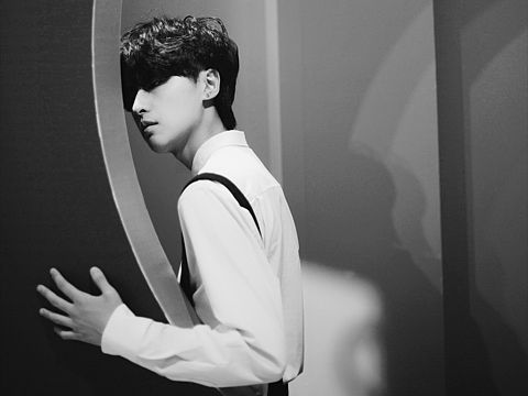 有几个陪我等雨停