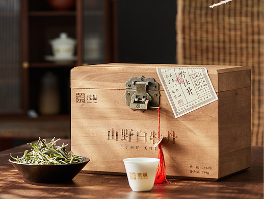 福鼎白茶头采白毫银针木箱装礼盒