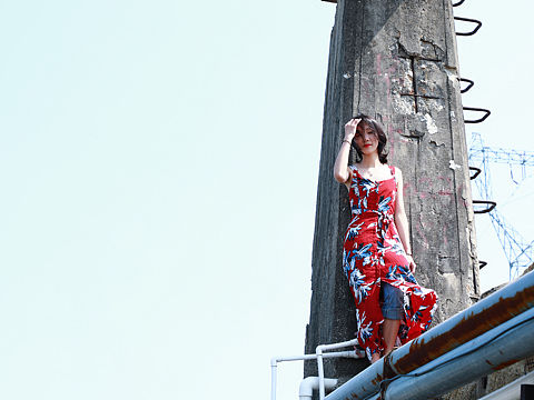 让青春吹动你的长发。（个人主页-ZMzczNjM1MjA=） - 人像摄影 - 站酷设计师陈创辉原创素材 - 站酷ZCOOL