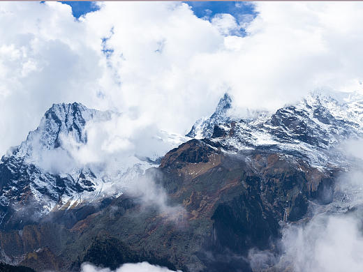 贡嘎山