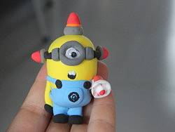 超轻粘土灭火小黄人