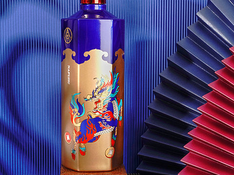 拾影视觉×五粮液（纳福）（个人主页-ZNTUzOTA5MzI=） - 产品摄影 - 站酷设计师拾影视觉工作室原创素材 - 站酷ZCOOL