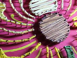 木板钉子勾线小菊花~（个人主页-ZMTg4MzQ2NA==） - 品牌 - 站酷设计师阿溪溪溪原创素材 - 站酷ZCOOL