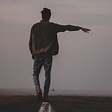 Mr.轻尘的头像