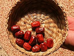 《一撮小枣子》--小叶子紫檀