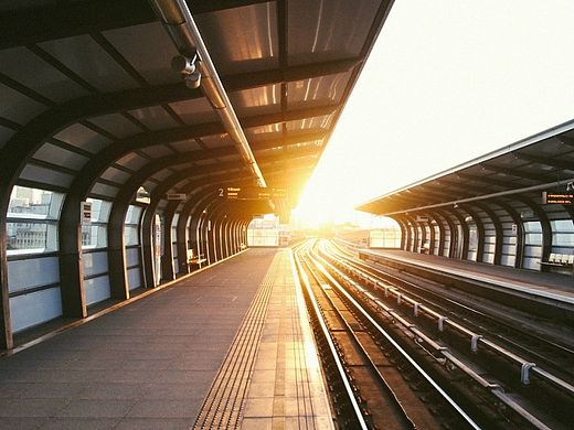 发几张苹果_iPhone 6 Plus壁纸