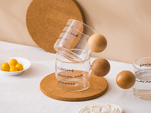 《秘密》| 原木手柄水杯 | 玻璃杯 | 咖啡杯 | 饮具