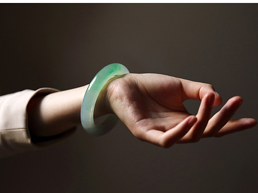 如何借力强势文化，助力源头生产型翡翠企业开启品牌进阶之路